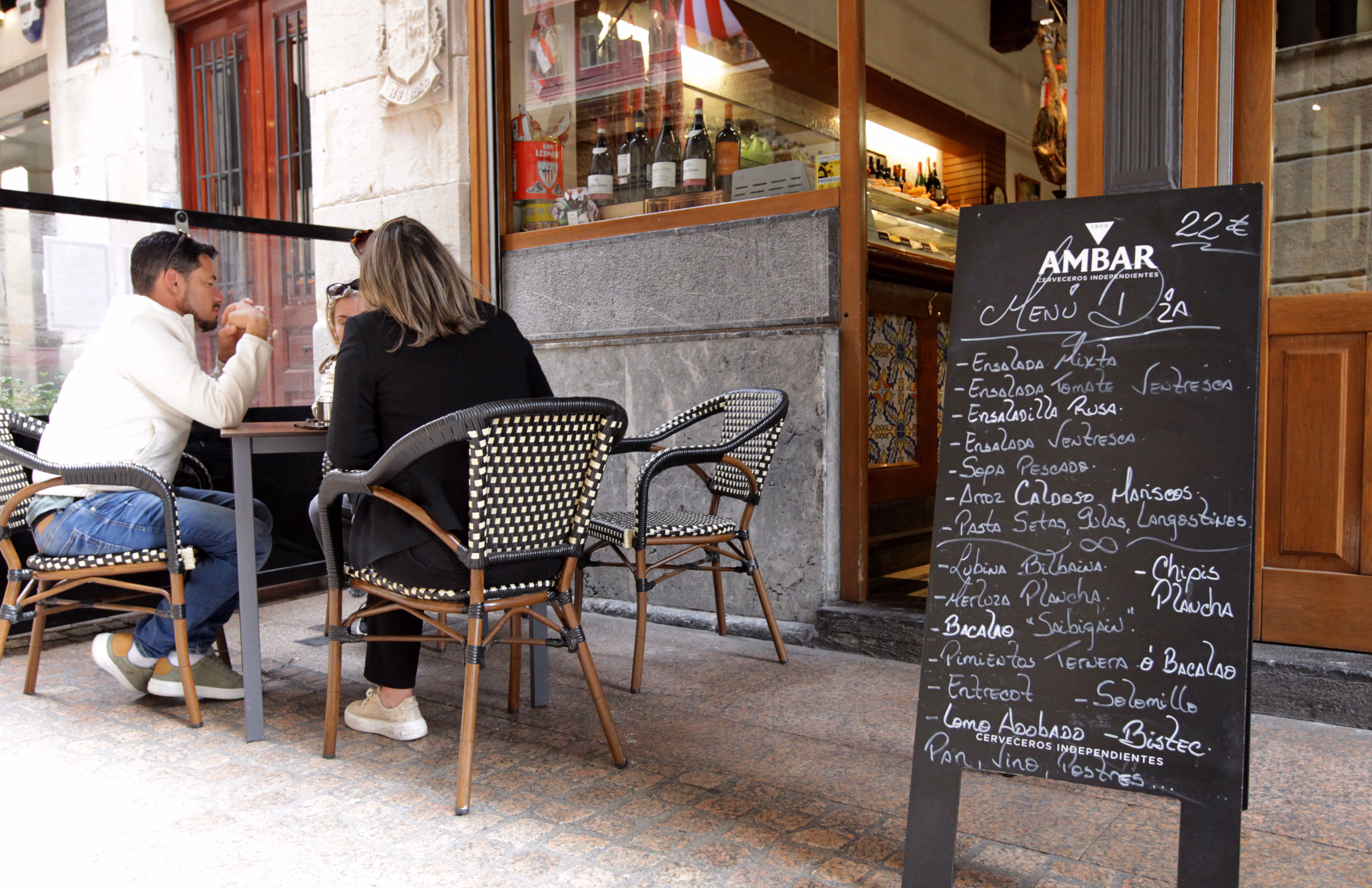 Adiós al primero, segundo y postre: así murió el menú de tres platos